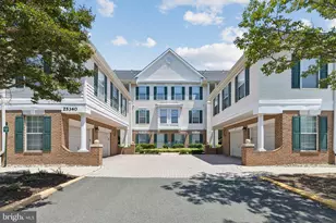 25340 Lake Mist, Chantilly, VA 20152 - Photo 1