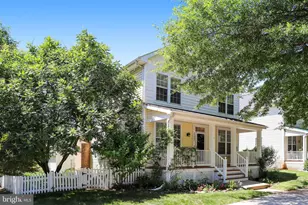 42985 Chesterton St, Ashburn, VA 20147 - Photo 1
