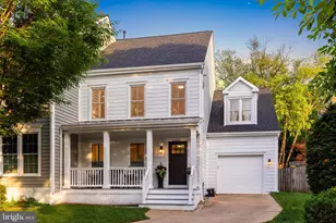 215 Andover Ct NE, Leesburg, VA 20176 - Photo 1