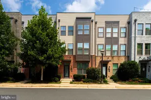 43306 John Michael Ter, Ashburn, VA 20148 - Photo 1
