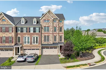 24991 Cambridge Hill Terrace, Chantilly, VA 20152 - Photo 1