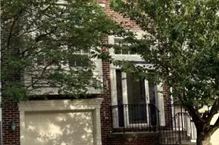 111 Maximillian Ct SW, Leesburg, VA 20175 - Photo 1
