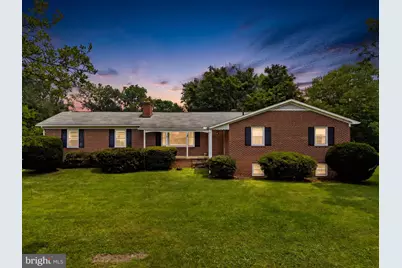 3 S Hughes Street, Hamilton, VA 20158 - Photo 1