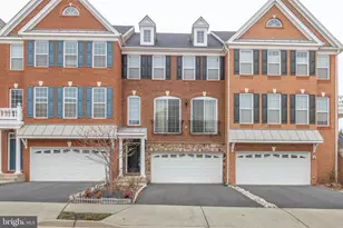 23377 Lewis Hunt Square, Ashburn, VA 20148 - Photo 1