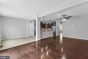 21268 Park Grove Terrace, Ashburn, VA 20147 - Photo 37