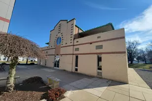 1104 Van Buren 1st Fl Rd, Easton, PA 18045 - Photo 1