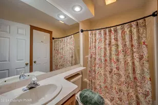 472 Spruce Dr, Tannersville, PA 18372 - Photo 21