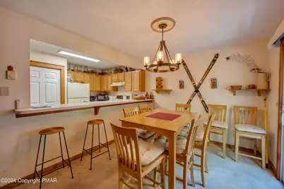  472 Spruce Drive, Tannersville, PA 18372 - Photo 13