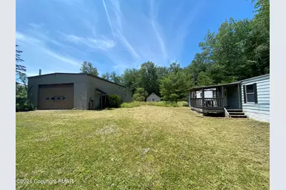  140 Roads End, Long Pond, PA 18334 - Photo 1