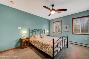 275 Tanglewood Dr, Pocono Pines, PA 18350 - Photo 61