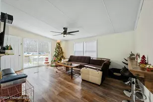 2612 Oakwood Ct, East Stroudsburg, PA 18302 - Photo 5