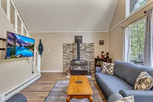 102 King Arthur Rd, Pocono Lake, PA 18347 - Photo 23