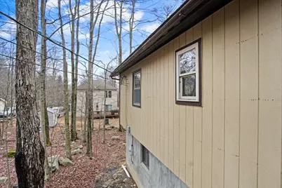  8062 Red Squirrel Drive, Tobyhanna, PA 18466 - Photo 15