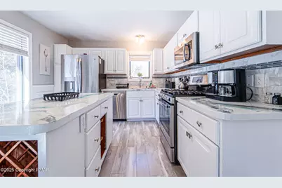  215 President Coolidge Place, Henryville, PA 18332 - Photo 23