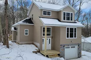 203 Lincoln Ln, East Stroudsburg, PA 18301 - Photo 1