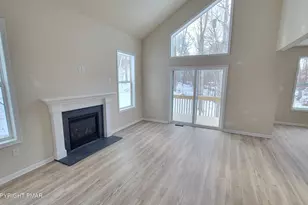 203 Lincoln Ln, East Stroudsburg, PA 18301 - Photo 5