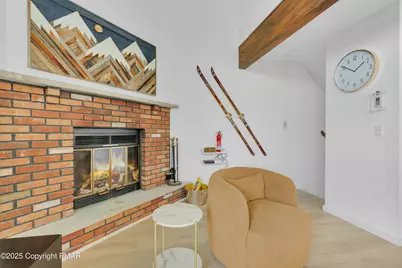  270 Big Pocono Pass, Tannersville, PA 18372 - Photo 21