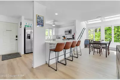  270 Big Pocono Pass, Tannersville, PA 18372 - Photo 9