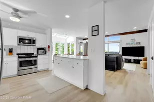 270 Big Pocono Pass, Tannersville, PA 18372 - Photo 7