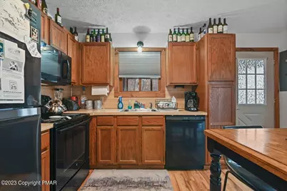  250 Brentwood Drive, Bushkill, PA 18324 - Photo 13