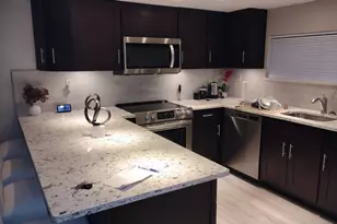 3328 Windemere Dr, Bushkill, PA 18324 - Photo 3