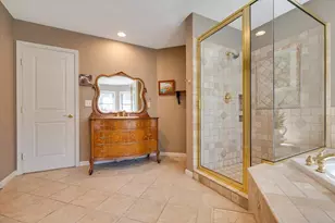 6102 Lakeview Dr, Pocono Pines, PA 18350 - Photo 41