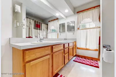  403 Upper Deer Valley Road, Tannersville, PA 18372 - Photo 21