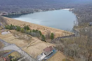 16 Delaware Dr, Hazleton, PA 18202 - Photo 11