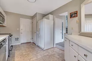 2181 Oak Hill Dr, Buck Hill Falls, PA 18323 - Photo 17