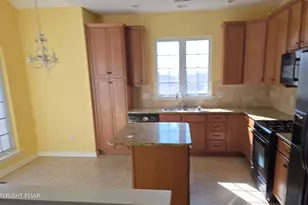 1712 Big Ridge Dr, East Stroudsburg, PA 18302 - Photo 9