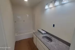 20 Leaf Ct, East Stroudsburg, PA 18302 - Photo 9