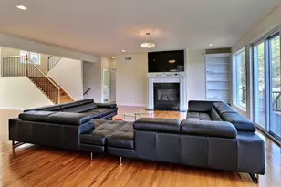 301 Reagan Dr, East Stroudsburg, PA 18301 - Photo 17