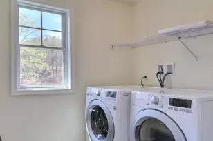 301 Reagan Dr, East Stroudsburg, PA 18301 - Photo 53