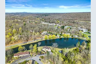  301 Reagan Drive, East Stroudsburg, PA 18301 - Photo 15