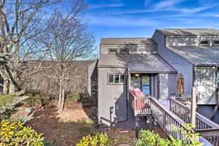 296 Overlook Way, Tannersville, PA 18372 - Photo 1