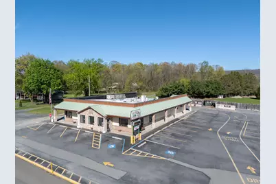  232 W Moorestown Road, Wind Gap, PA 18091 - Photo 3