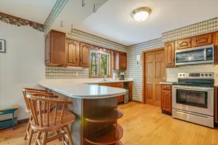 146 Cove Point Cir, Lakeville, PA 18438 - Photo 19