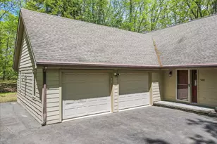146 Cove Point Cir, Lakeville, PA 18438 - Photo 79
