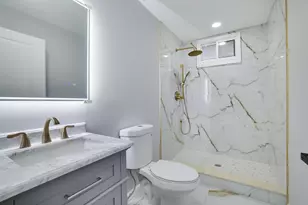 1005 Country Pl Dr, Coolbaugh Township, PA 18466 - Photo 33