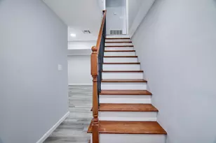 1005 Country Pl Dr, Coolbaugh Township, PA 18466 - Photo 7