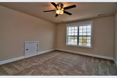  411 Pierce Lane, East Stroudsburg, PA 18301 - Photo 15