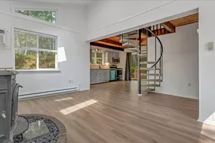 5015 Woodbridge Dr, Bushkill, PA 18324 - Photo 3