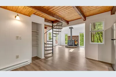  5015 Woodbridge Drive, Bushkill, PA 18324 - Photo 9