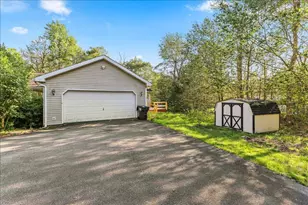 115 Blackfoot Ln, Tobyhanna, PA 18466 - Photo 11