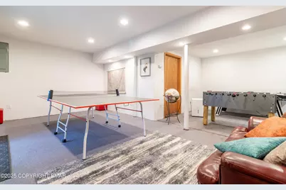  251 Dorchester Drive, Bushkill, PA 18324 - Photo 31