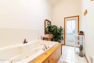 251 Dorchester Dr, Bushkill, PA 18324 - Photo 25