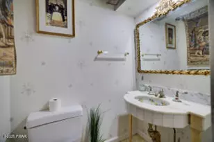 204 Bellemonte Ave, Hawley, PA 18428 - Photo 13