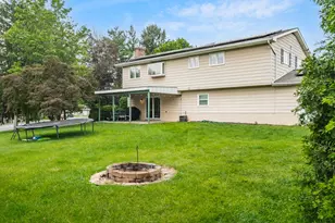 2846 Vista Dr, Coplay, PA 18037 - Photo 17