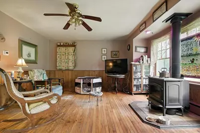  300 Rt 590, Greeley, PA 18425 - Photo 9