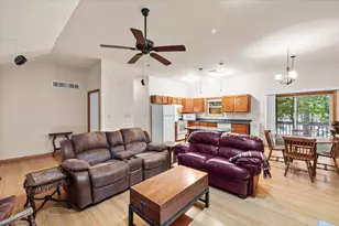 105 Waygood Wy, Pocono Pines, PA 18350 - Photo 51